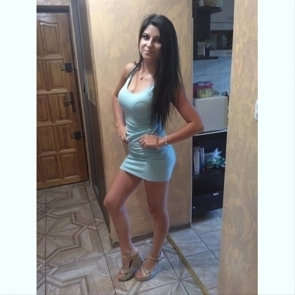 ��������    .